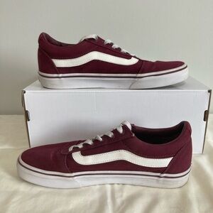 VANS classic maroon w 8.5